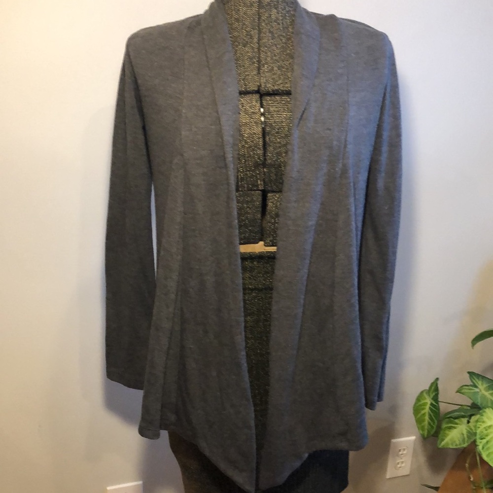Gray Buttonless Cardigan Wrap size Small